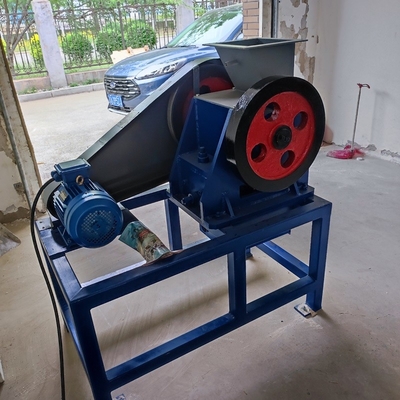 Máquina de laboratório MPE-100×250 para triturar mandíbulas seladas